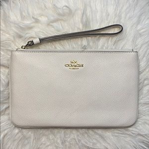 A LiKE New White COACH WRISTLET